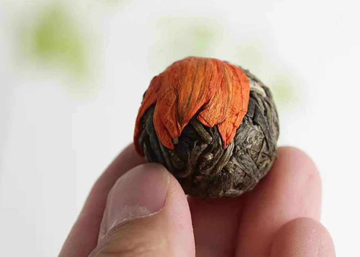 Chinese Zwarte thee - Yunnan Pu'er Dragon Balls - 6 stuks