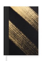 Notitieboek - Schrijfboek - Gouden verfstrepen op een zwarte achtergrond - Notitieboekje klein - A5 formaat - Schrijfblok