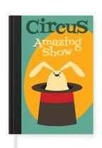 Notitieboek - Schrijfboek - "Circus amazing show" met een konijn - Notitieboekje klein - A5 formaat - Schrijfblok