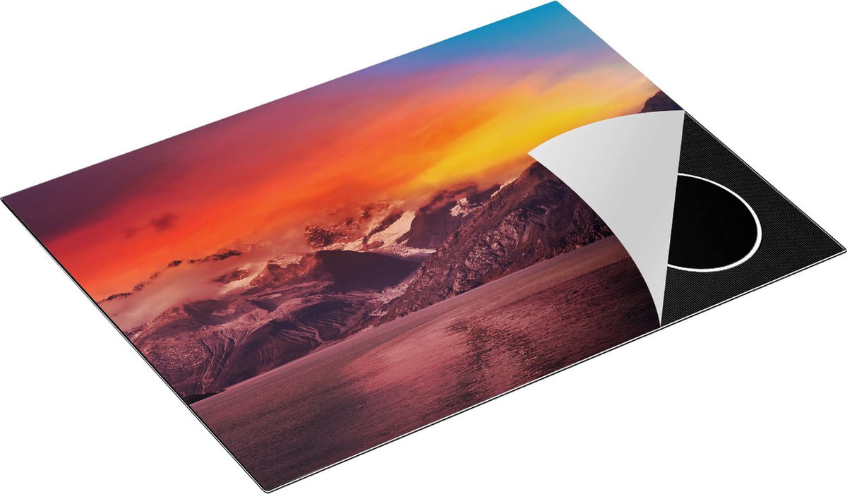 Chefcare Inductie Beschermer Meer bij de Bergen bij Zonsondergang - 70x50 cm - Afdekplaat Inductie - Kookplaat Beschermer - Inductie Mat