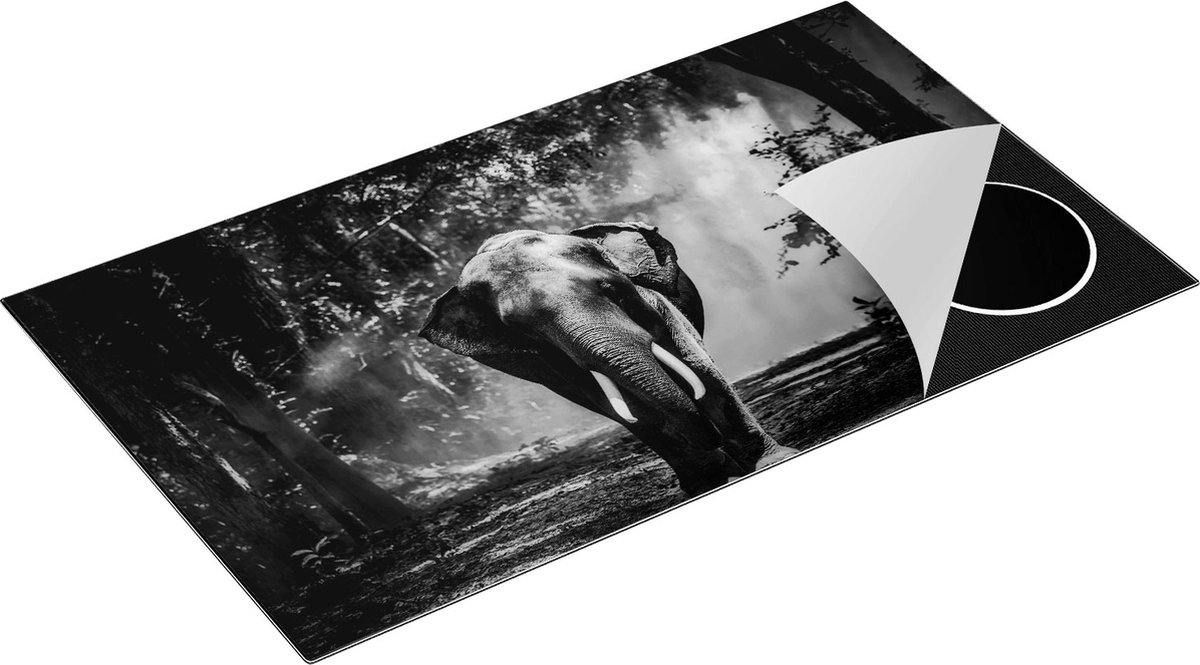Chefcare Inductie Beschermer Olifant in het Bos - Zwart Wit - 91,6x52,7 cm - Afdekplaat Inductie - Kookplaat Beschermer - Inductie Mat