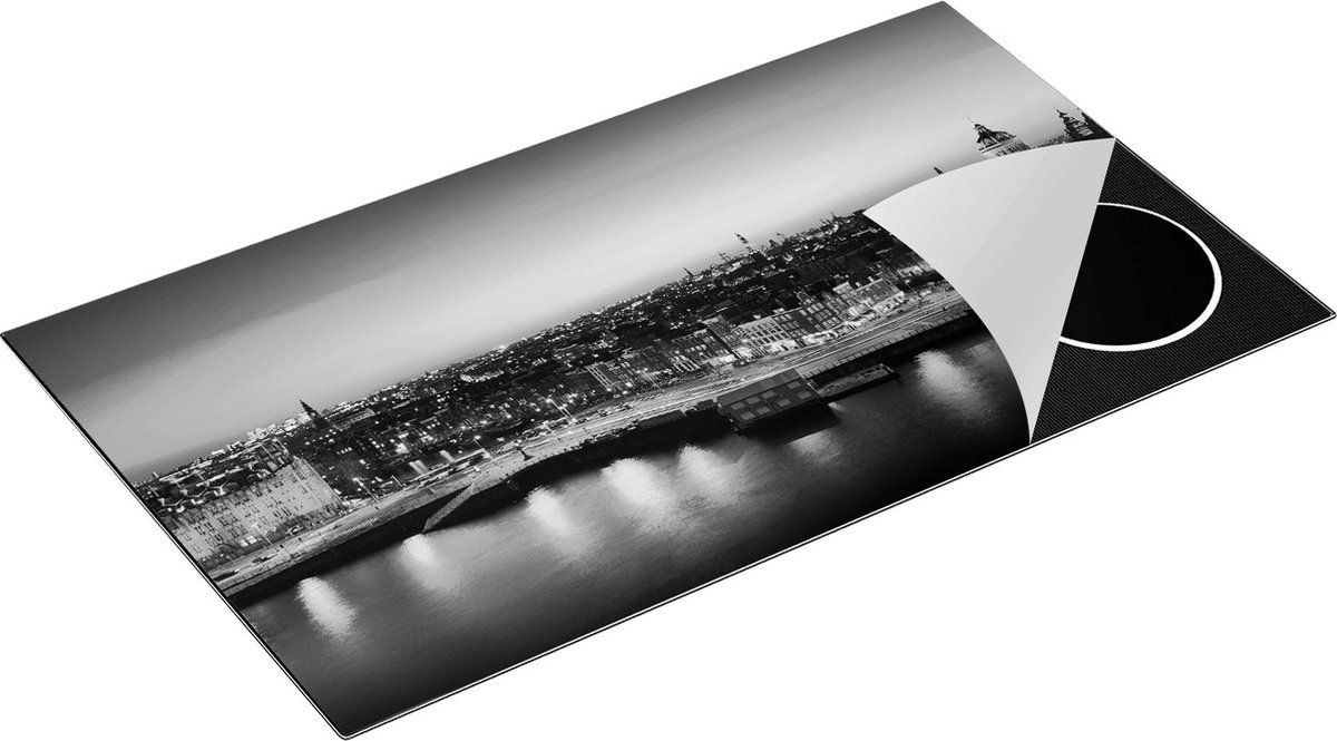 Chefcare Inductie Beschermer Amsterdam Centrum in de Nacht - Zwart Wit - 90x55 cm - Afdekplaat Inductie - Kookplaat Beschermer - Inductie Mat