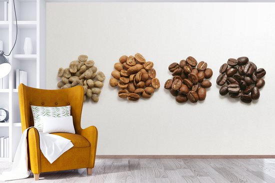 Papier peint photo en vinyle - Tas de grains de café aux nuances de brun sur fond blanc largeur 450 cm x hauteur 300 cm - Tirage photo sur papier peint (disponible en 7 tailles)