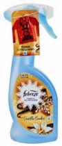 Febreze Fabric Refresher Vanilla Cookie Spray - 6 x 375 ml - Value Pack