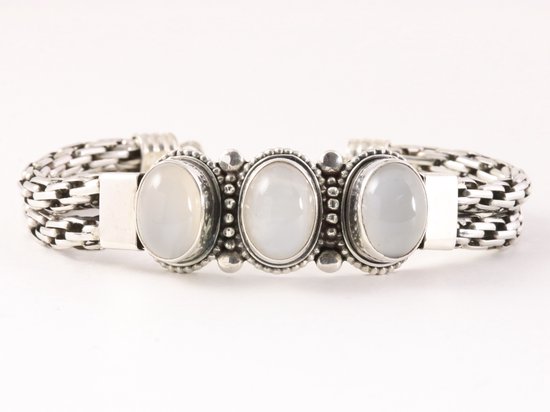 Zware gevlochten zilveren armband met witte agaat