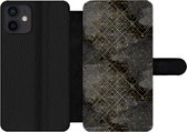 Bookcase iPhone 12 telefoonhoesje - Marmer - Zwart - Goud - Geometrie - Met vakjes - Wallet case met magneetsluiting