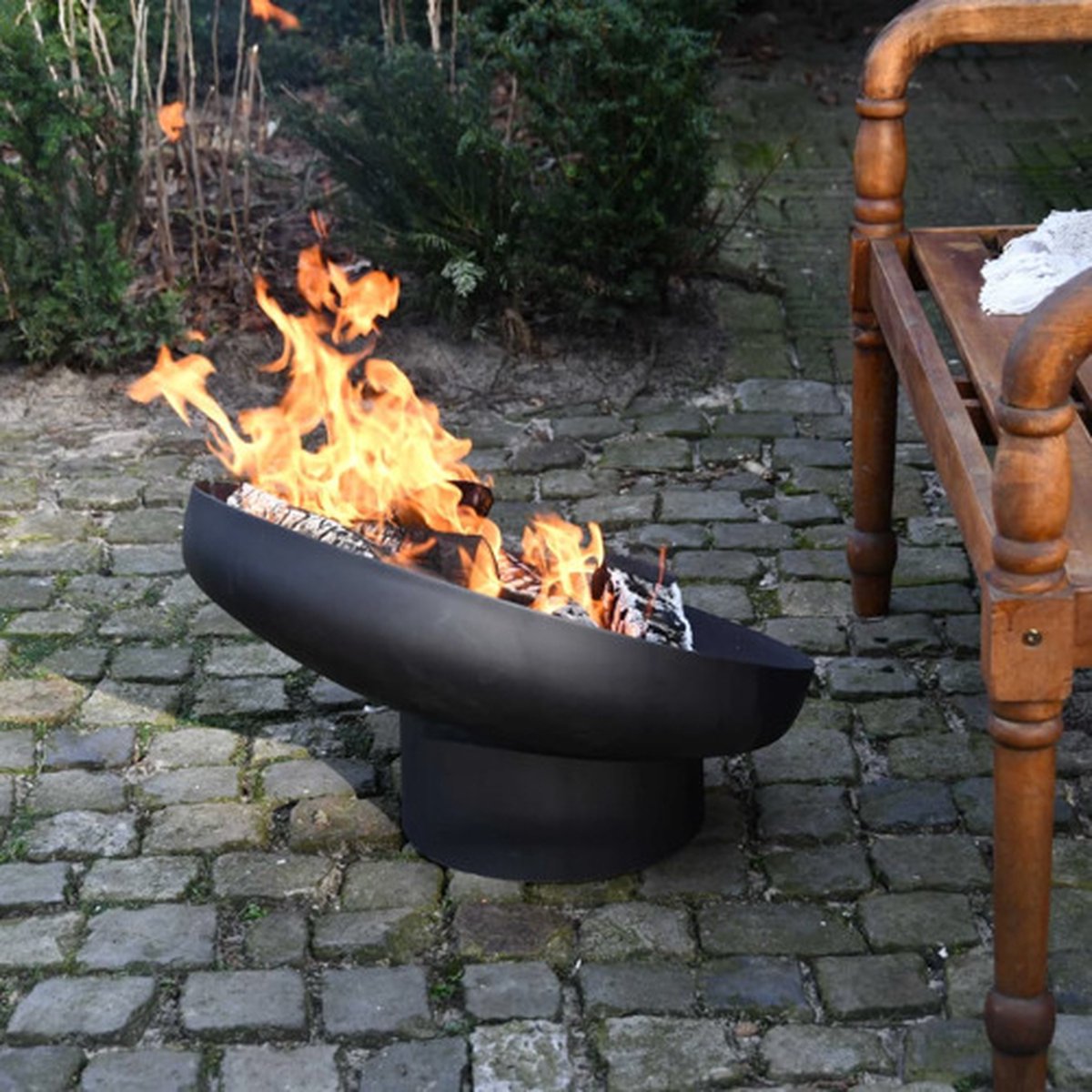 Esschert Design Vasque à feu inclinée - Acier - Noir