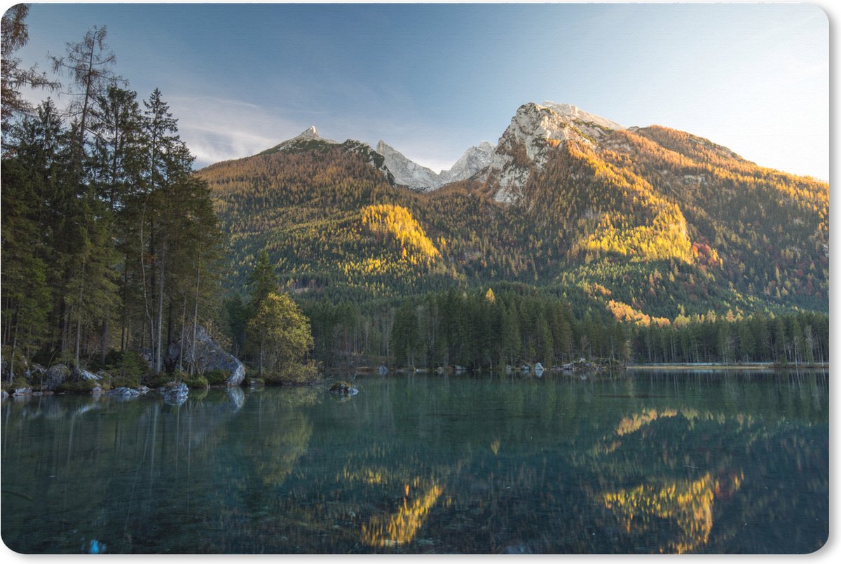 Muismat XXL 120x80 cm - Bureau onderlegger - Bureau mat Alpen - Berg - Bomen - Meer - Bureaumat - Gaming mousepad xl - Bureaulegger groot - Computer deskmat