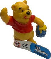 Winnie de pooh - vintage speelfiguur - Winnie met honing - kunststof