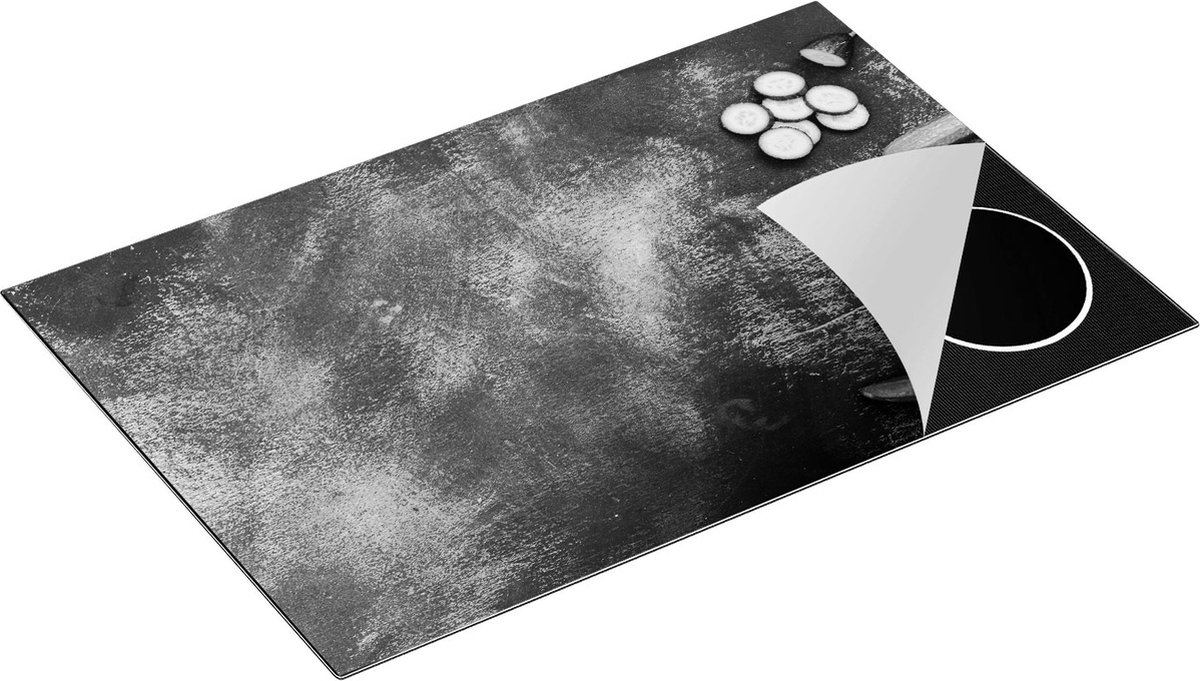 Chefcare Inductie Beschermer Komkommers op Zwart Witte Marmer - Zwart Wit - 81,6x52,7 cm - Afdekplaat Inductie - Kookplaat Beschermer - Inductie Mat