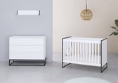 Cabino Babykamer Dayley 2 delig - Babybed & Commode - Verstelbare bodem - Wit