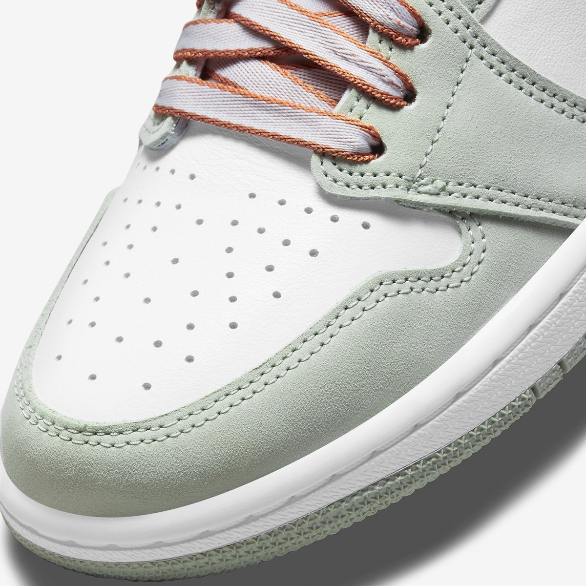 Nike Air Jordan 1 High OG, Seafoam 