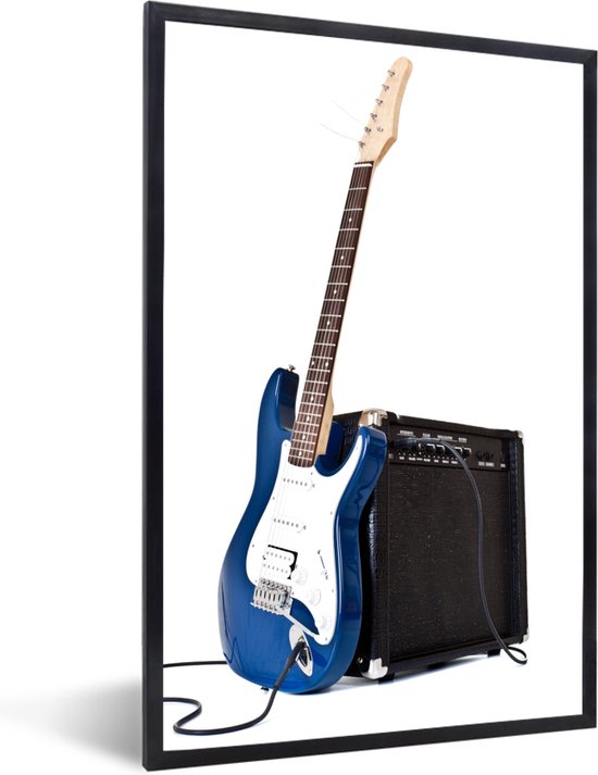 Photo encadrée - Une guitare électrique s'appuie contre un amplificateur cadre photo noir 20x30 cm - Affiche encadrée (Décoration murale salon / chambre)