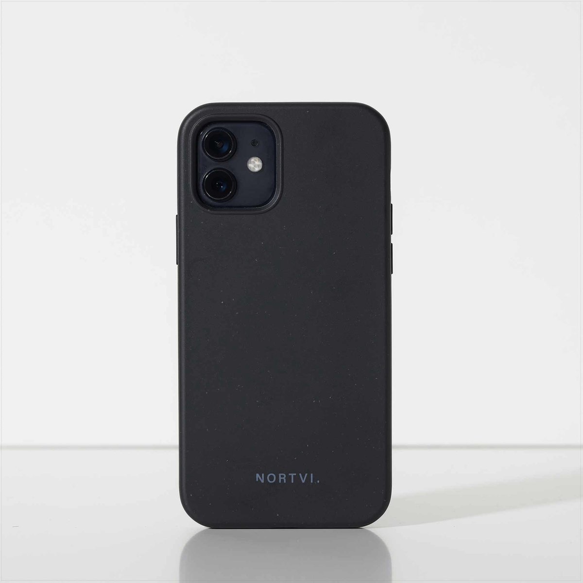 NORTVI iPhone 12 / 12 Pro hoesje | Zwart | Sterk, Duurzaam & Fashionable
