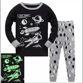 Kinder Pyjama set | Glow in the dark | Galaxy | Maat 6T | 116/122| 100% katoen