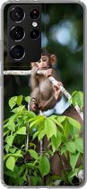 Geschikt voor Samsung Galaxy S21 Ultra hoesje - Baby - Aap - Takken - Siliconen Telefoonhoesje