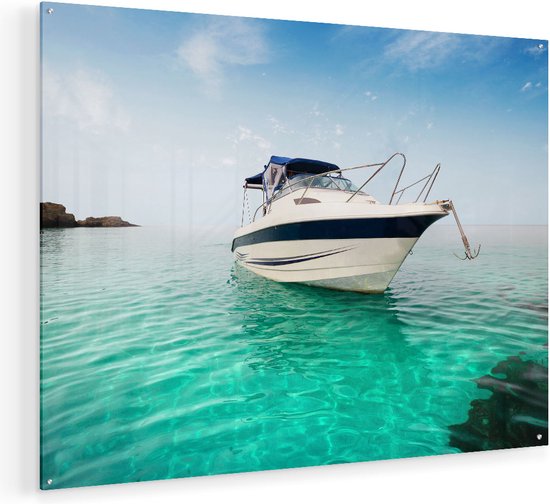 Artaza Glasschilderij - Motorboot aan het Strand met Blauw Water - 120x90 - Groot - Plexiglas Schilderij - Foto op Glas