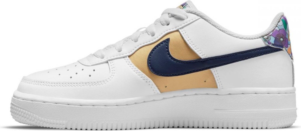Baskets pour femmes Nike Air Force 1 - Taille 37,5 | bol.