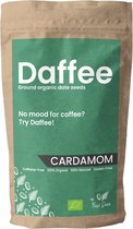 Daffee Kardemom is een koffieachtige drank gemaakt van dadelpitten en is van nature cafeïnevrij. 250g gemalen biologische dadelzaadje en Kardemom, thee- en koffiesurrogaat, lekker en gezond drankje