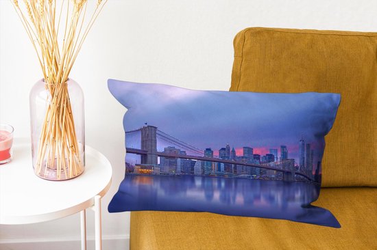 Sierkussen New York Luxury Deco pour l'intérieur - New York derrière le Bridge de Brooklyn - 50x30 cm - coussin intérieur rectangulaire en coton