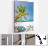 Perfecte strandscène vakantie en zomervakantie concept. Boost kleurproces - Modern Art Canvas - Verticaal - 1343089130