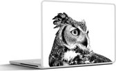 Laptop sticker - 12.3 inch - Bruine uil met een witte achtergrond - zwart wit - 30x22cm - Laptopstickers - Laptop skin - Cover