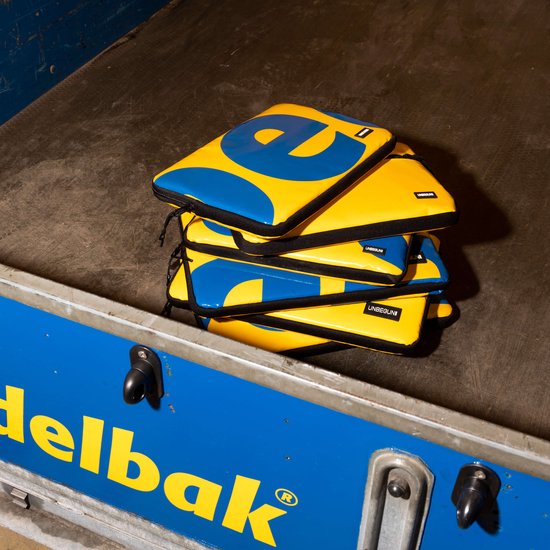 Housse MacBook Pro 14 pouces en matériau recyclé - Housse ou étui jaune pour ordinateur portable pour nouveau MacBook Pro 14 pouces (2021) - Choix durable