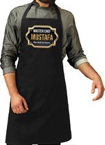 Naam cadeau Master chef Mustafa keukenschort/ barbecue schort zwart voor heren/ mannen - cadeau vaderdag/ verjaardag/ Pensioen