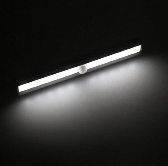 Rusteloosheid mengen voorbeeld Automatische Led light verlichting met bewegingssensor. Voor in kast, trap,  hal,... | bol.com