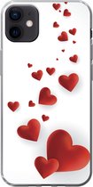 Geschikt voor iPhone 12 mini hoesje - Een illustratie van een pad van hartjes - Siliconen Telefoonhoesje