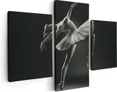 Artaza Canvas Schilderij Drieluik Ballerina op Haar Tenen - Ballet - Zwart Wit - 90x60 - Foto Op Canvas - Canvas Print