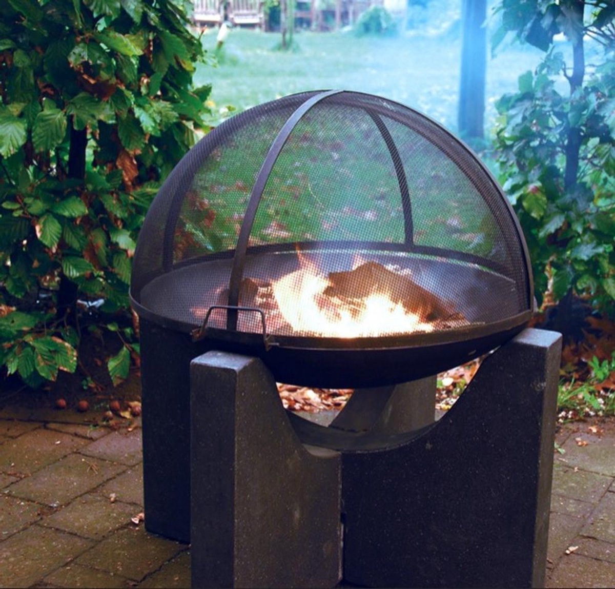Esschert Design Folding Spark Screen for Fire Bowl - Black