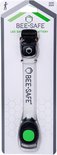 BEE SAFE LED veiligheidsarmband met batterij in verpakking, één maat, witte band met groene knop.