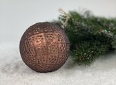 Oneiro's luxe kerstbal BAM Bruin – ø10 cm - kerstbal - luxe verpakking – kerstcollectie – kerstdecoratie – kerstboomhanger – kerstversiering – goud