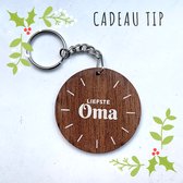 Houten Sleutelhanger Rond 6cm - Liefste Oma -Geschenk - Cadeautje - opa oma - Best Oma Ever - liefde  - kerst cadeau