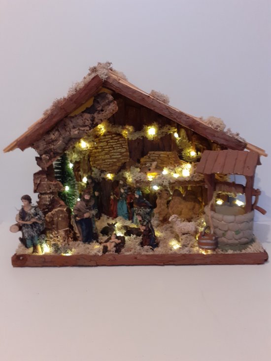 Kerststal Kerststal Met Figuren En Led Lichtjes Hand Gemaakt Dus Uniek X X Cm Bol Com