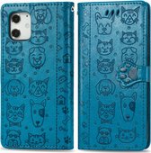 Mobiq Embossed Animal Wallet Hoesje iPhone 12 | iPhone 12 Pro - Vrolijke hoes met dieren patroon | Book case met sluiting | Vakjes voor pasjes pashouder | Apple iPhone 12 / 12 Pro