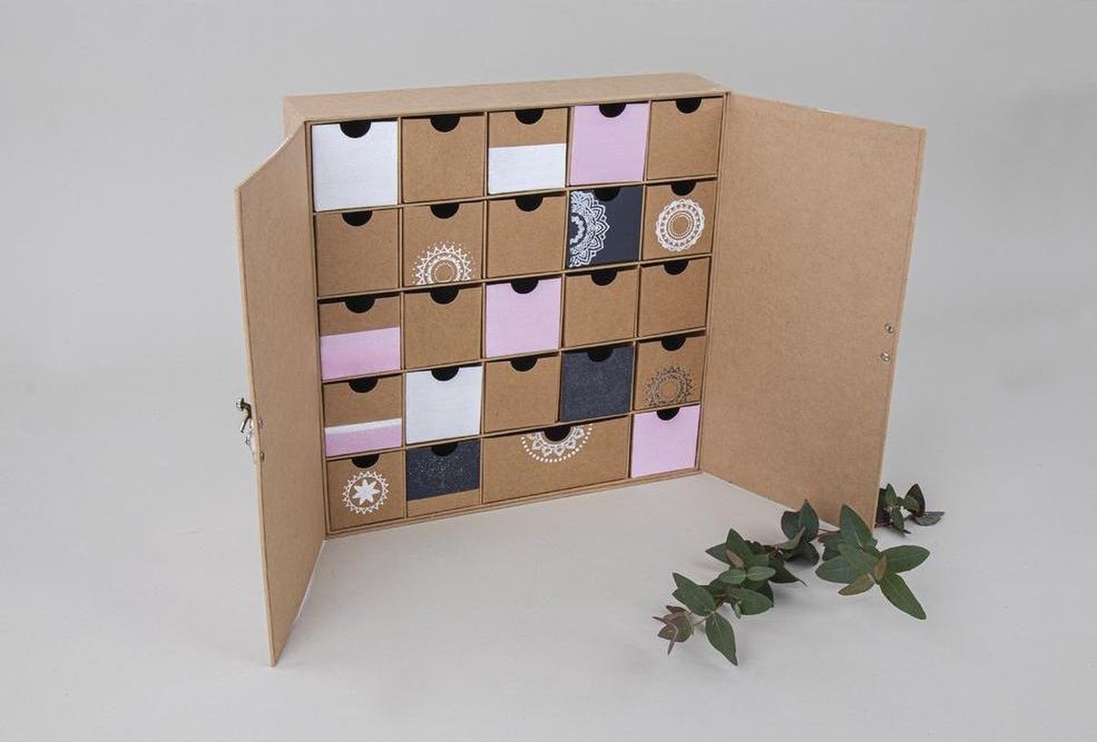 Rayher - Adventskalender - Papier Maché - FSC Recycled 100% - Kraft - Kerstmis - Advent Calendar - 30 x 30 x 6.5cm