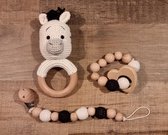 Rammelaar - bijtring - bijspeelgoed - hout - houten speelgoed - baby speelgoed - speenkoord - giftset - gehaakt - Zebra - set van 3 - kraamkado - cadeau