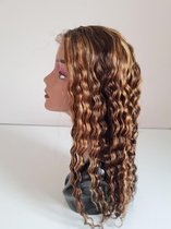 Braziliaanse remy pruik 26 inch 65,6 cm -4/30 mix van kleur kinky krullen haren - Braziliaanse pruiken echt menselijke haren - real human hair - 4x1 lace closure wig