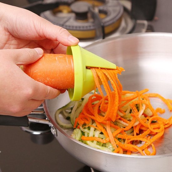Trancheuse spirale - Râpe à carottes manuelle - Trancheuse à légumes - Râpe  rotative 