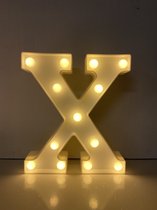 LED Letter X lamp met 13 led lampjes - Wit - 22 x 19 x 4.5 cm - warm wit licht - Staand of wandmodel - IMPULS