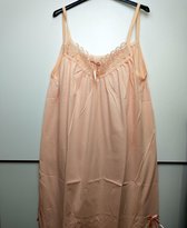 Nachthemd Nuria zalm spaghettibandjes XL/XXL