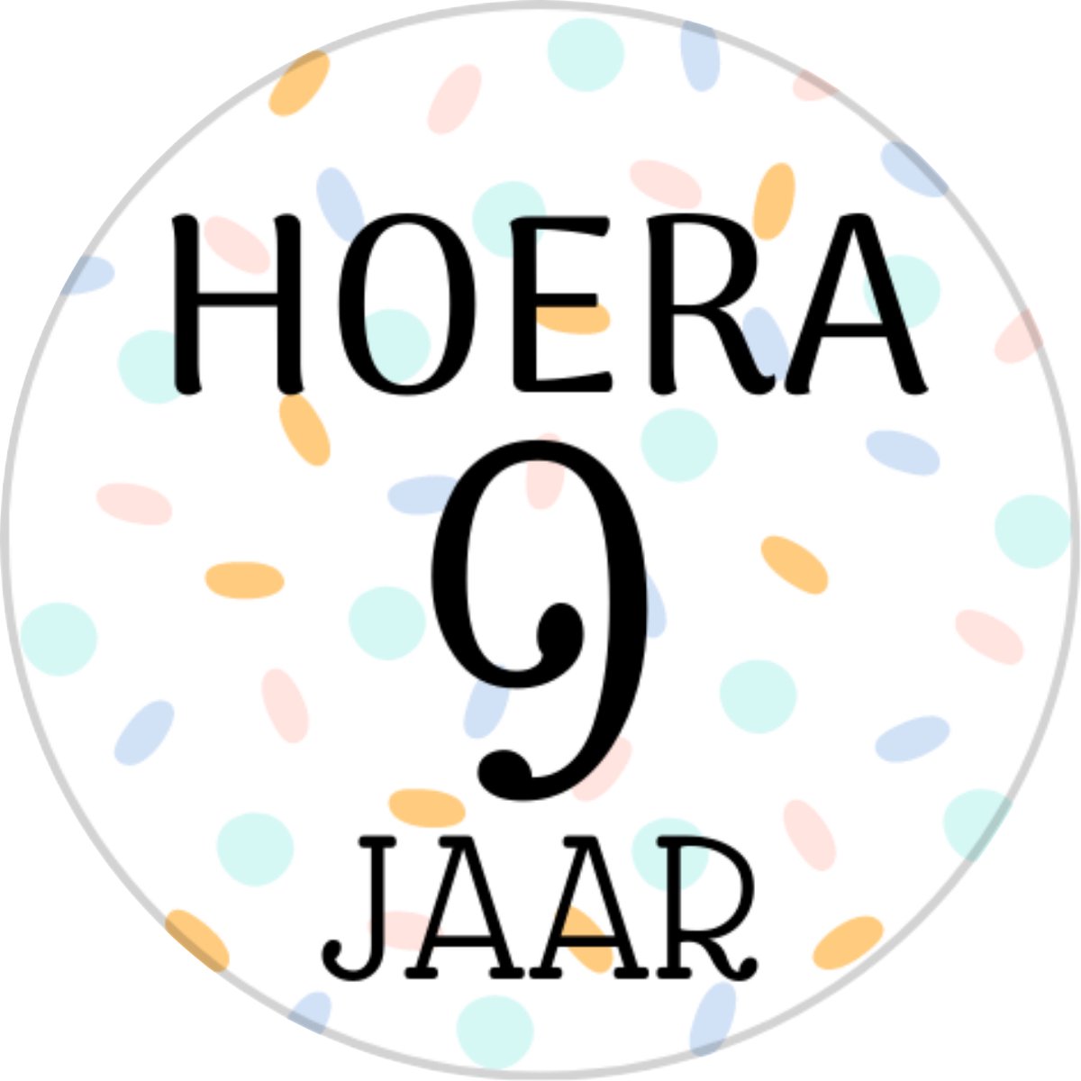 Traktatiestickers Hoera 9 Jaar - Stickervel - Cadeausticker - Wensetiket - Rond 40 mm - Sluitsticker - 20 stuks - Wit Pastel Groen Geel Roze Groen Blauw Paars Confetti - Sticker 9e Verjaardag - Kinder Traktatie - Basisschool Kinderfeestje Feest — afbeelding 4
