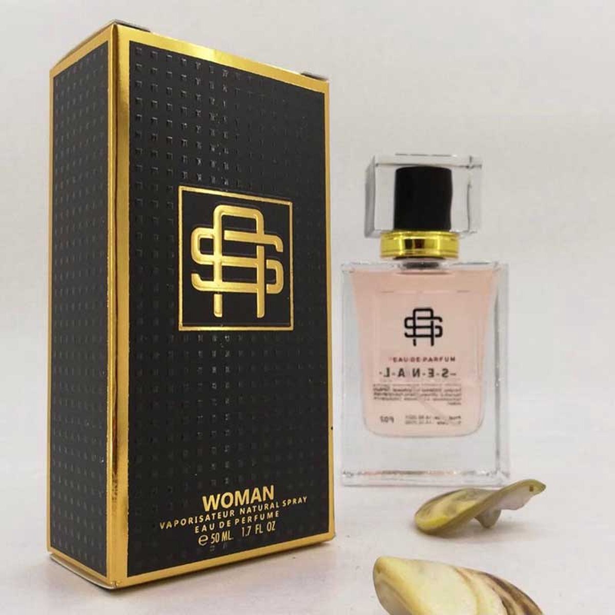 SENAL TYP F14 : Eau de Parfum * 50 ML * FOR WOMAN * Een bloemige geur met de Marokkaanse sensuele oranjebloesem en Franse Lavendel. Resulteert in de spanning van de brandende sensualiteit van een unieke, ultieme vrouwelijke geur.