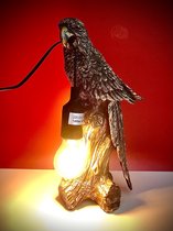 Lamp Parrot Gold 35 cm hoog - papegaai - tafellamp - lamp industrieel - landelijk - industriestijl - kunsthars lamp - verlichting voor binnen - verlichting voor uw interieur - goud