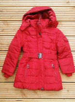 Winterjas rood met afneembare capuchon maat 110/116