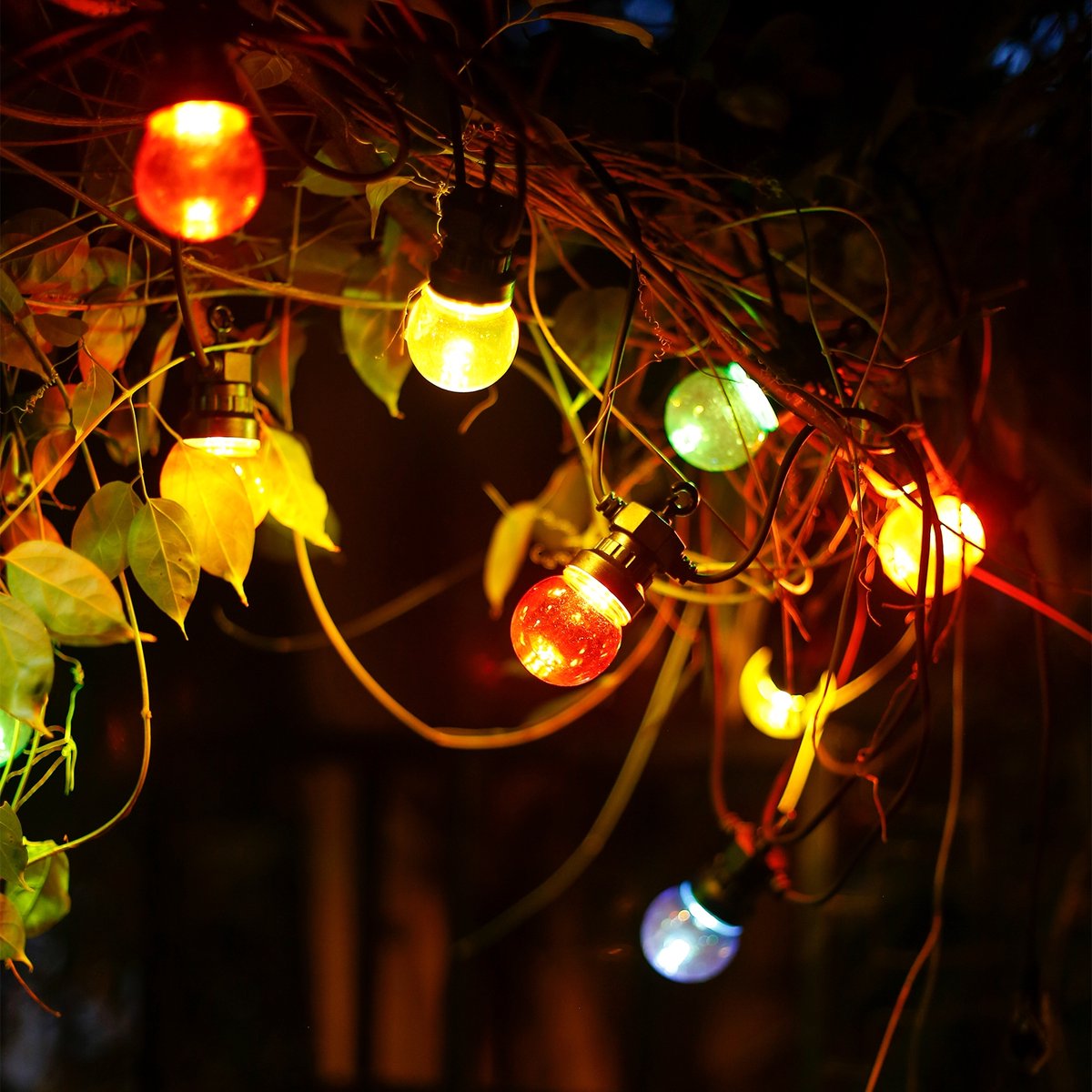 Lichtstring kleur 8 meter (3+5) - 10 LED's meerkleurig | sproeidicht IP44 - koppelbaar (max 5) | 230VAC - 24V | met timer 6u aan/18u uit