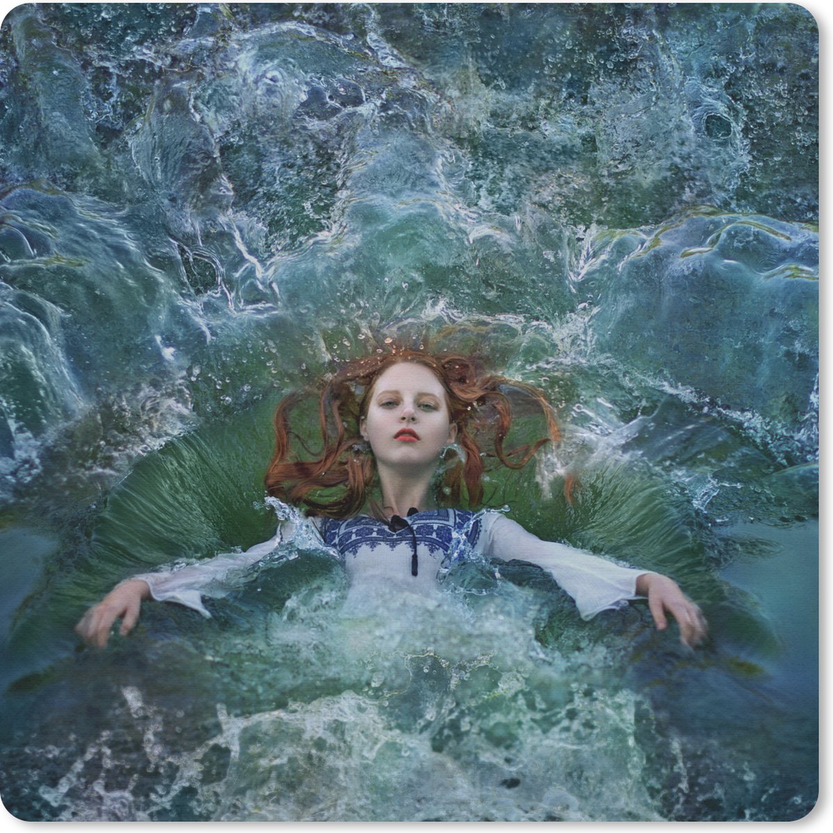 Muismat 30x30 cm - Mousepad Vrouw - Water - Zee - Jurk - Muismatten