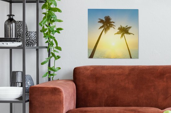 Canvas schilderij 50x50 cm - Wanddecoratie Strand - Zonsondergang - Palmbomen - Muurdecoratie woonkamer - Slaapkamer decoratie - Kamer accessoires - Schilderijen op canvas